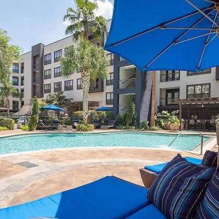 Modern Galleria Apt-Freeparking-Pool-Fast Wifi-Med Ctr Houston Extérieur photo