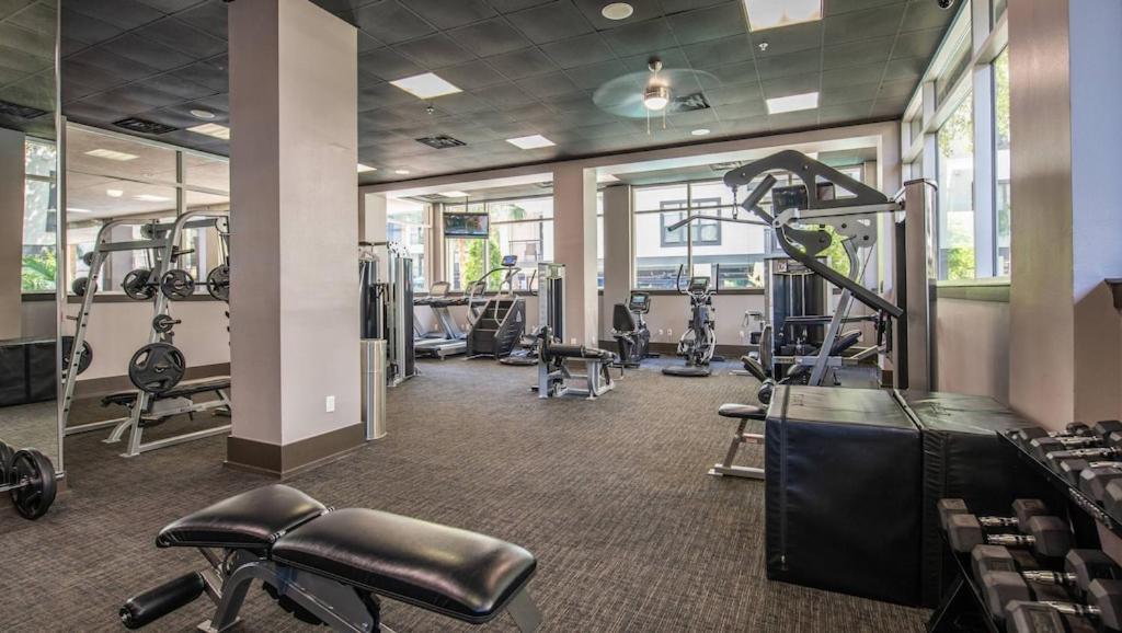 Modern Galleria Apt-Freeparking-Pool-Fast Wifi-Med Ctr Houston Extérieur photo